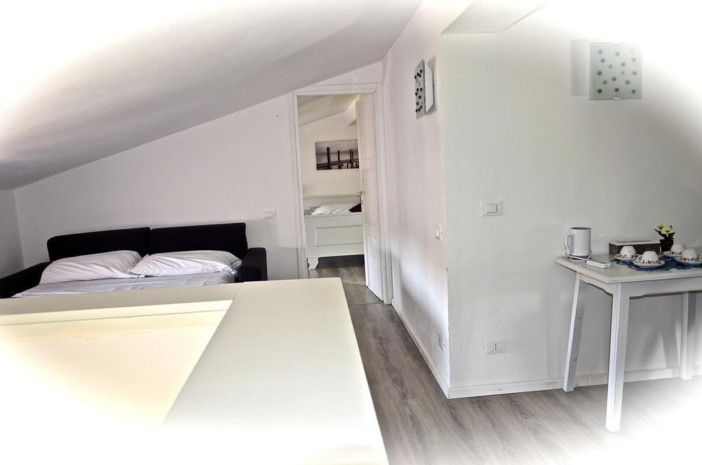 B&B Corte Del Garda Castelnuovo del Garda Δωμάτιο φωτογραφία