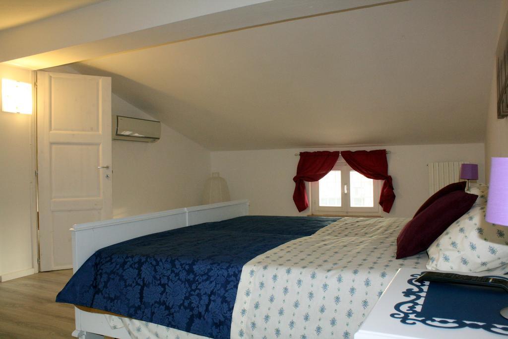 B&B Corte Del Garda Castelnuovo del Garda Δωμάτιο φωτογραφία